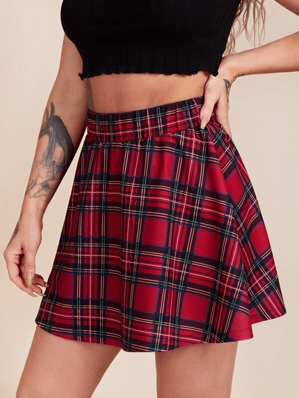 Saia estilo colegial com estampa xadrex